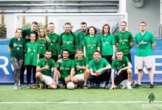 1-й Слет партнеров в Санкт-Петербурге. В команде Футболики 34 партнера в 23 городах РФ.